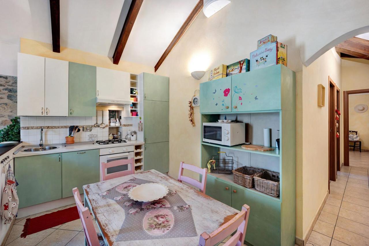 La Casa Nel Caruggio Lägenhet Diano Arentino Exteriör bild