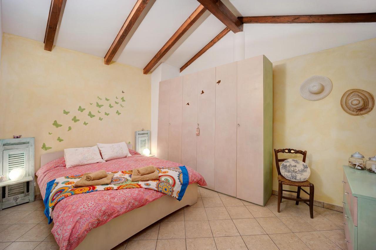 La Casa Nel Caruggio Lägenhet Diano Arentino Exteriör bild